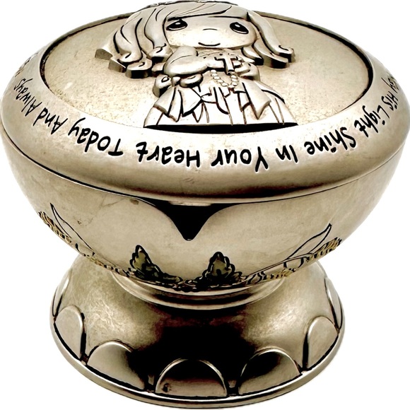 Adorable Precious Moments Girl First Communion rosary box, Good Preowned Cond. - Picture 2 of 5